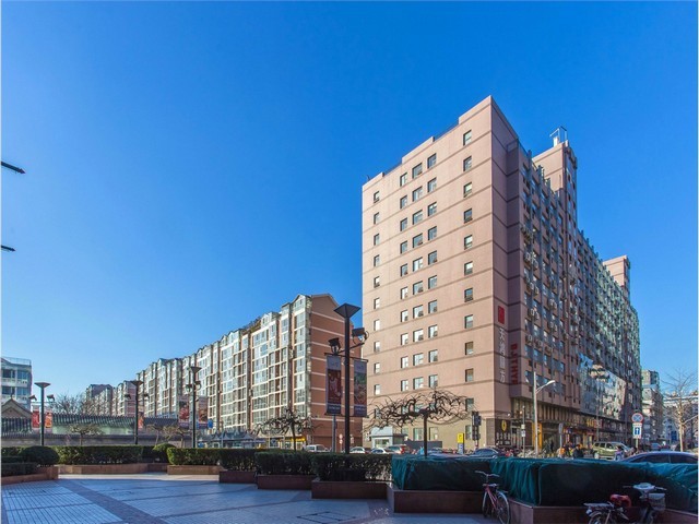 弹性地板供应公司